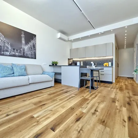 Ai Giardini Lägenhet *